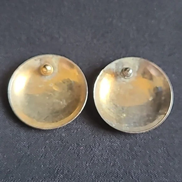 Vintage 90's earrings, gold tone, pierced ear, disk, estate sale - Picture 3 of 3